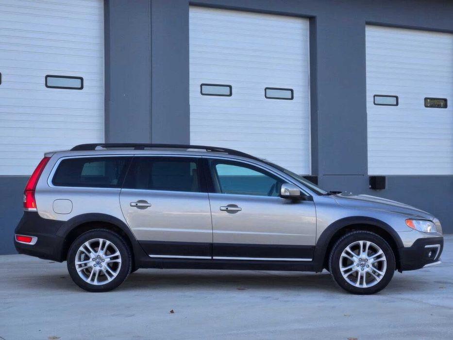 Volvo XC70 T5 Premier      2016