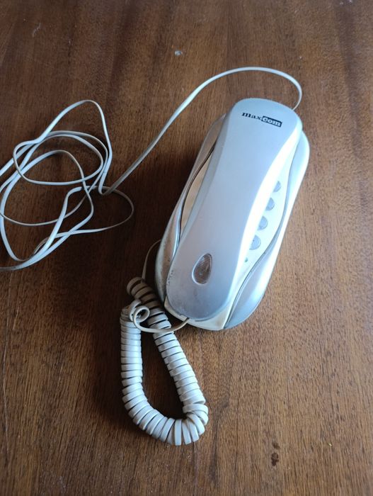 Telefon MaxCom KXT-630