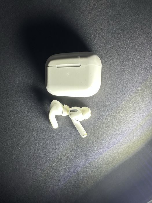 AirPods Pro (1 покоління)