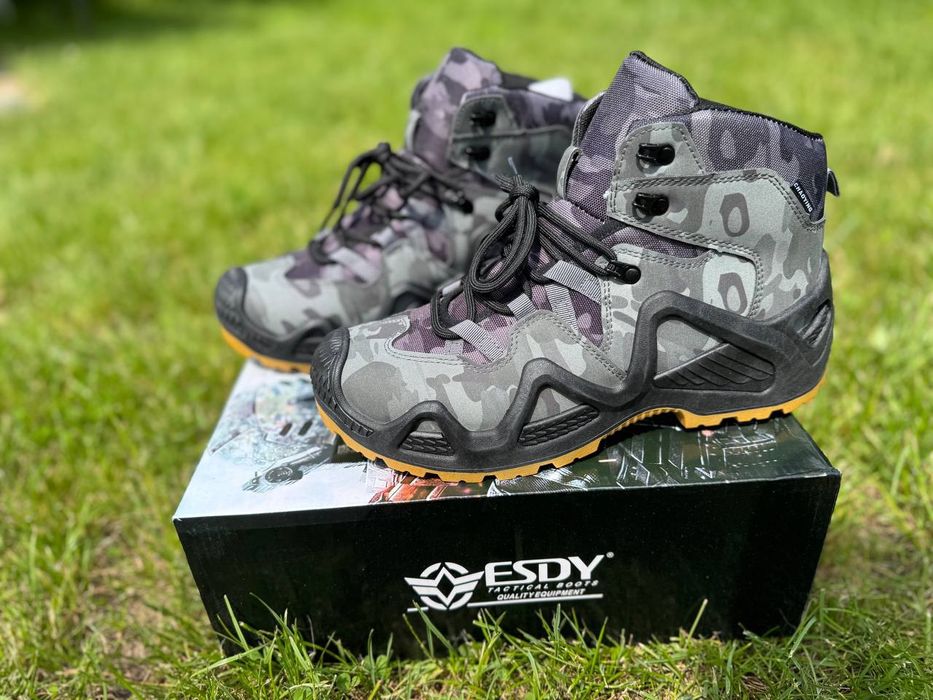 Чоловічі ботинки чорні