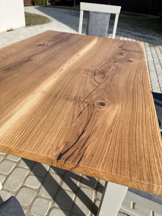 Стіл та стільці. Комплект