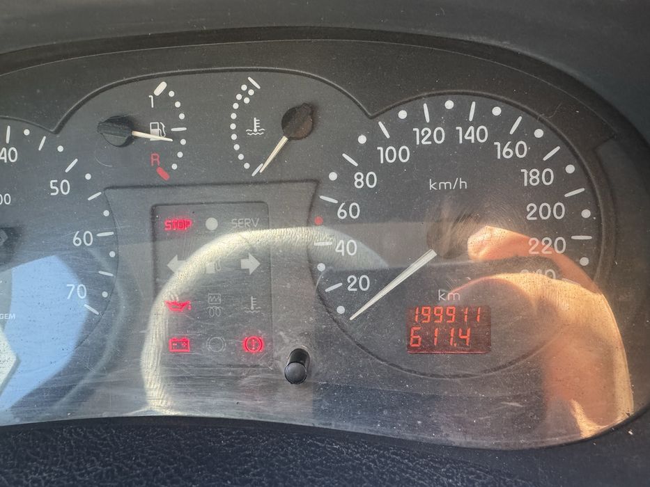 Renault Clio 2003