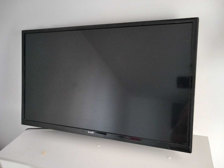 Tv Kunft 32 polegadas s/ comando