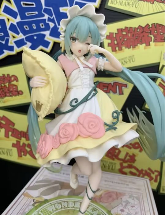 Аниме фигурка хатсуне мику оригинальная anime figure