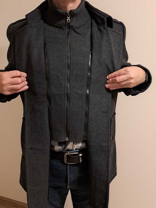 Płaszcz o klasycznym kroju