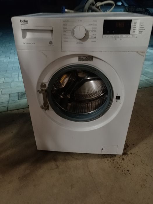 Sprzedam pralkę Beko SWER7512XWW2 na części