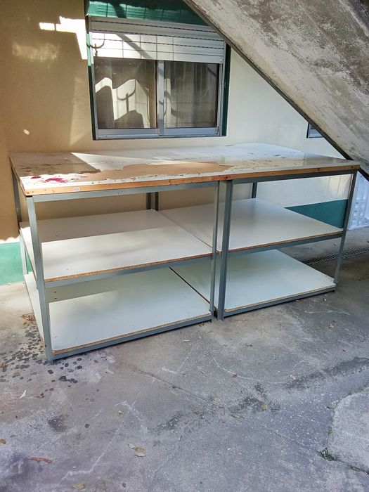 Bancada de trabalho com 3 tampos de 2 ,15 m  Comprimento