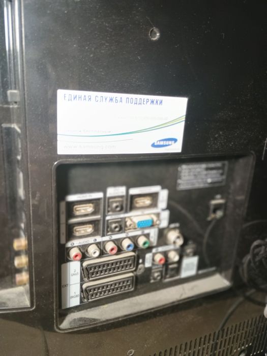 Телевізор 32+смарт приставка+ два пульти