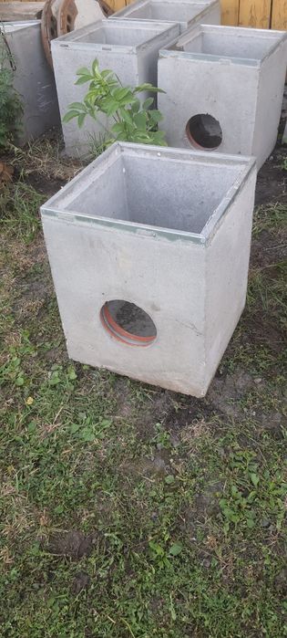 Studzienka HAURATON 400x400