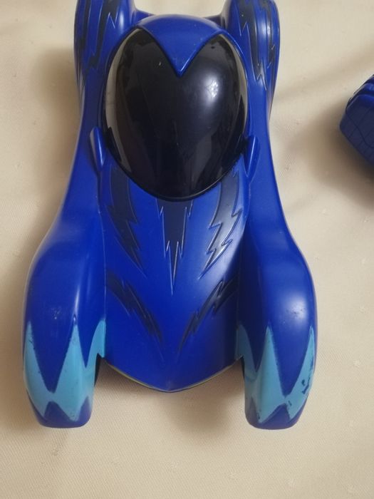 Машинка на радіокеруванні PJ Masks