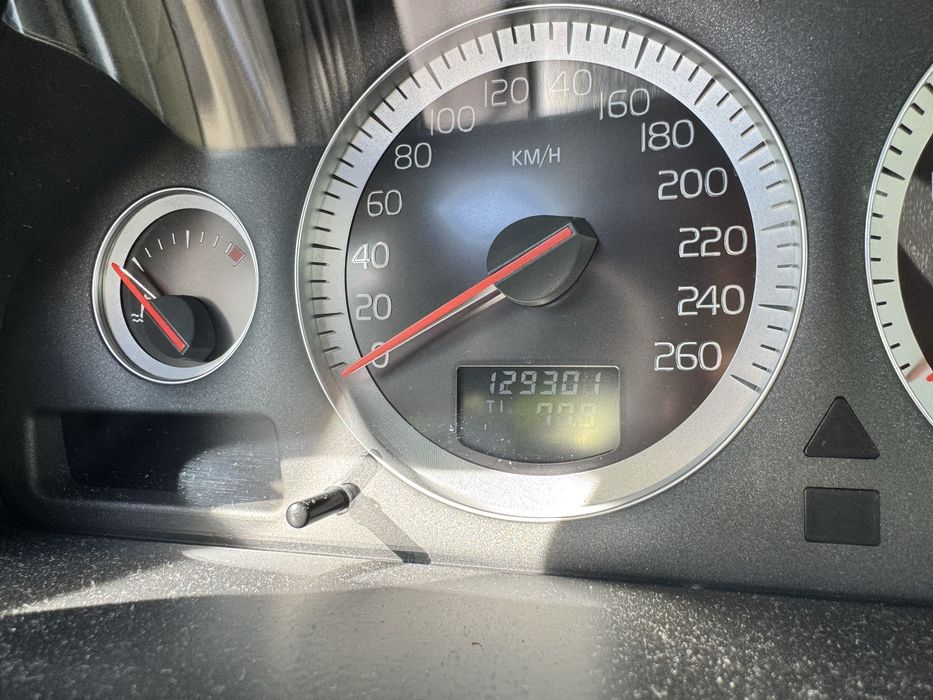 Продам volvo xc 90