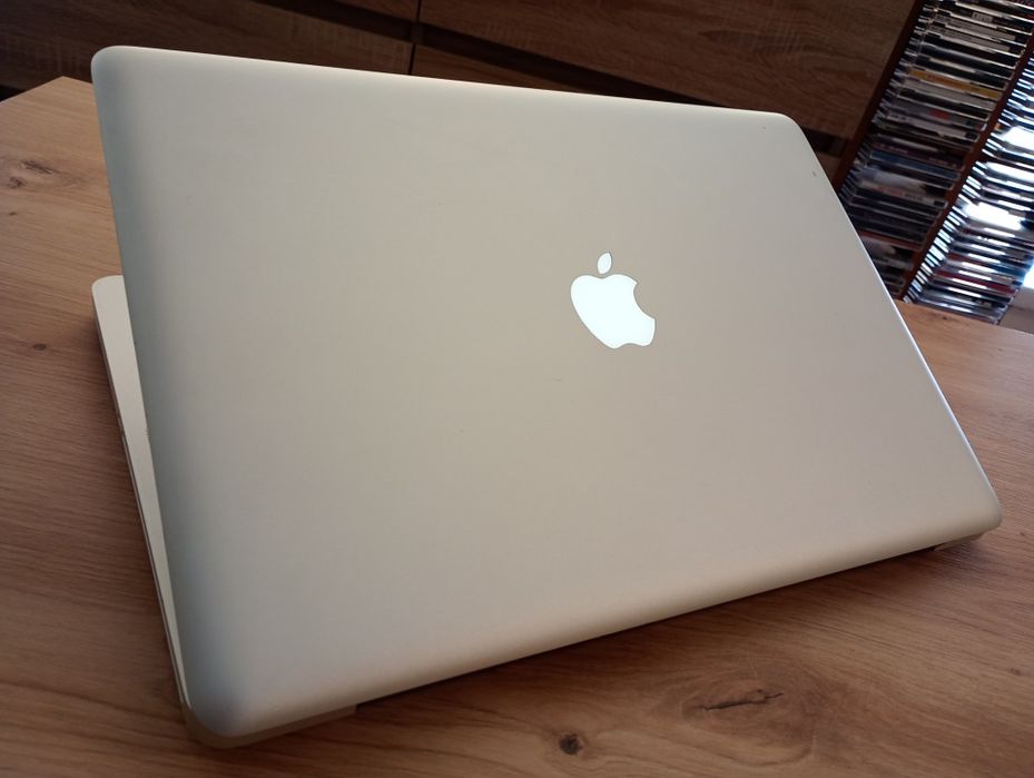 MacBook Pro 15インチ　Monterey Apple Macbook Pro 15 z Touch Bar 15,4