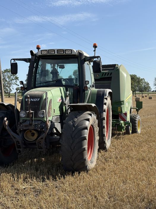 Prasowanie słomy siana Prasa pasowa John Deere v451m