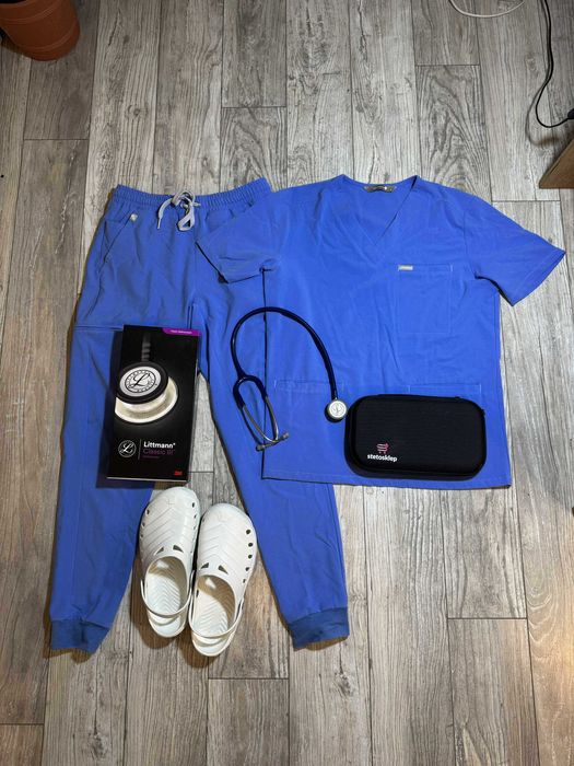 ZESTAW scrubs Medhoodie + Stetoskop Littmann Classic III + buty