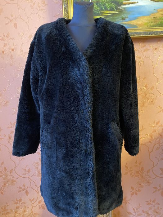 Шуба/шубка Тедди Pull Bear