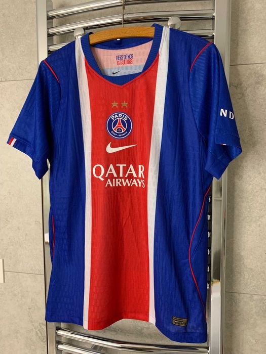 koszulka piłkarska Kvaratskhelia PSG domowa 26/27 rozmiar M nowa