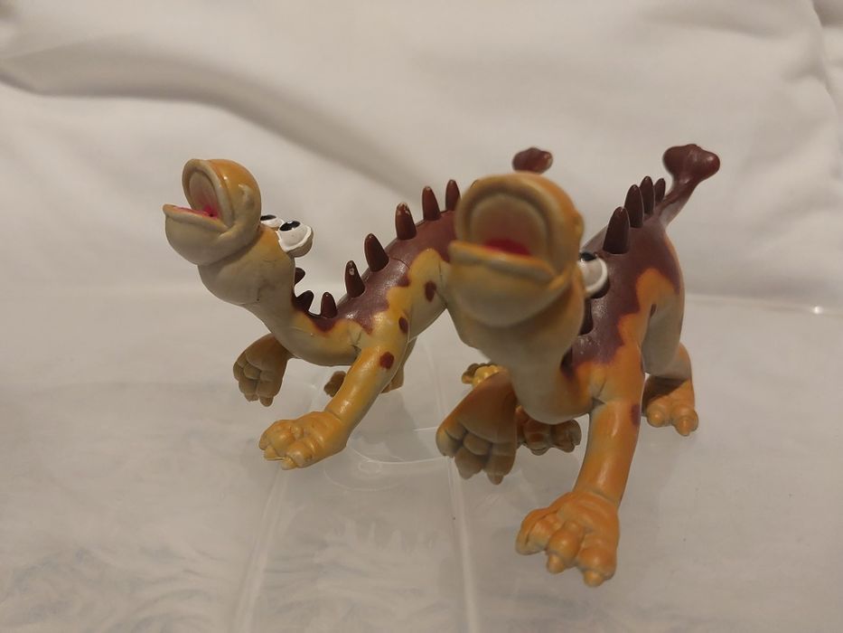 2 sztuki figurki Tuojiangosaurusa marki Gosnell + Gratis