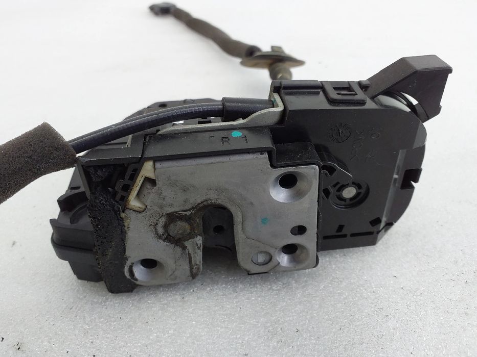 Fechadura / fecho porta trás direito RENAULT Twingo III (BCM_)