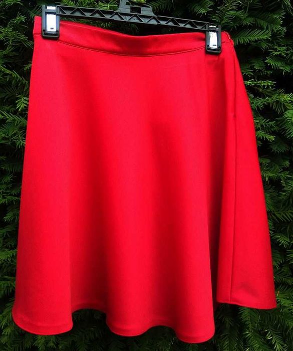 Czerwona spódnica 36 S mini krótka makowa