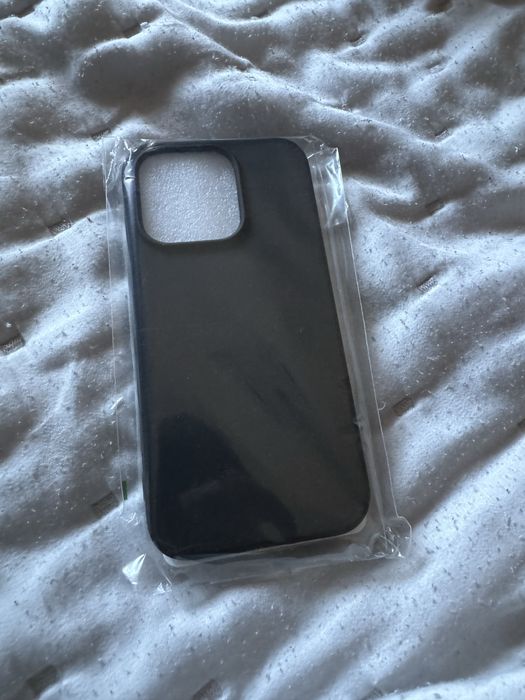 iPhone 15 Pro Cases64751403777922121