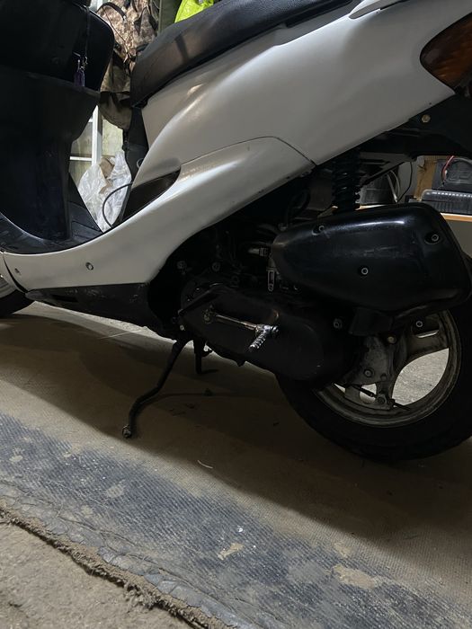 Honda  Dio.   35