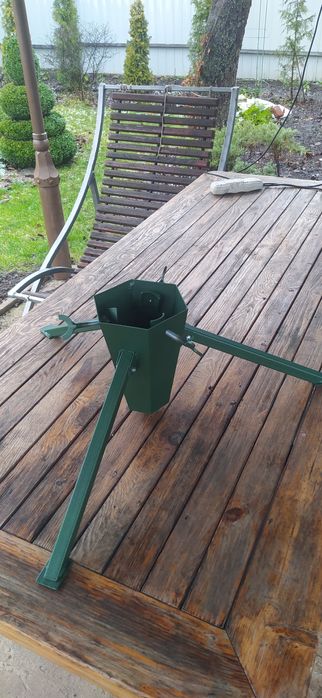 Підставка для ялинки великої і малої. Подставка для ёлки.