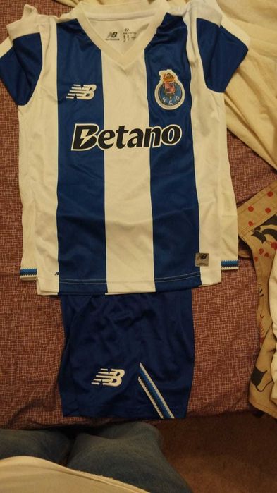 Equipamento fc porto junior tamanho 22 Porto FCPORTO