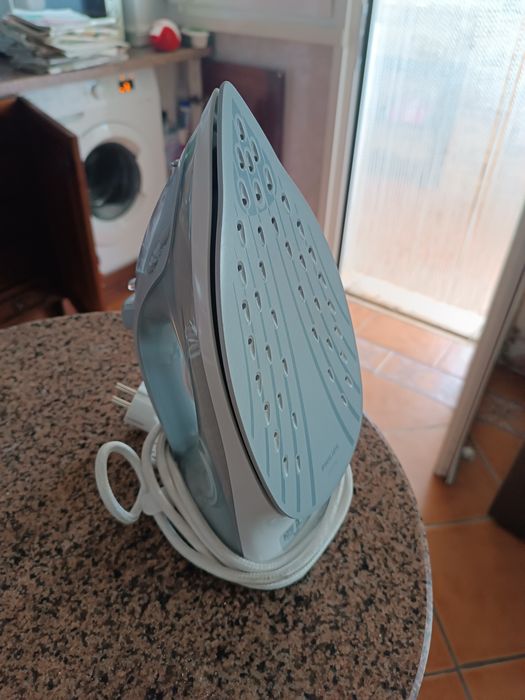 Ferro de engomar Philips Ceramic 2400W