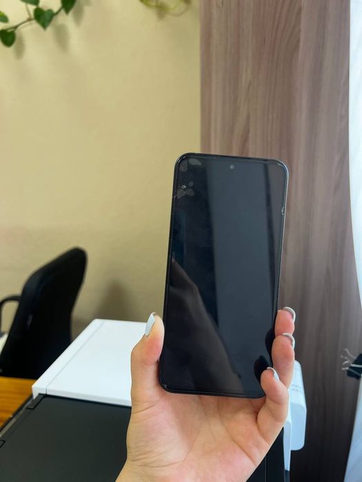 Продам телефон в ідеальному стані OPPO  RENO 13 5G