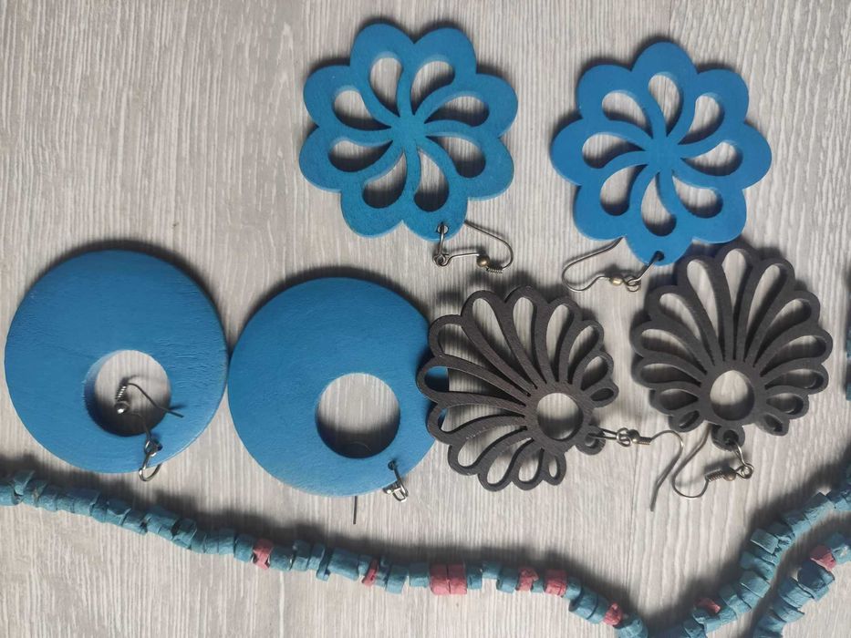 Zestaw sztucznej biżuterii