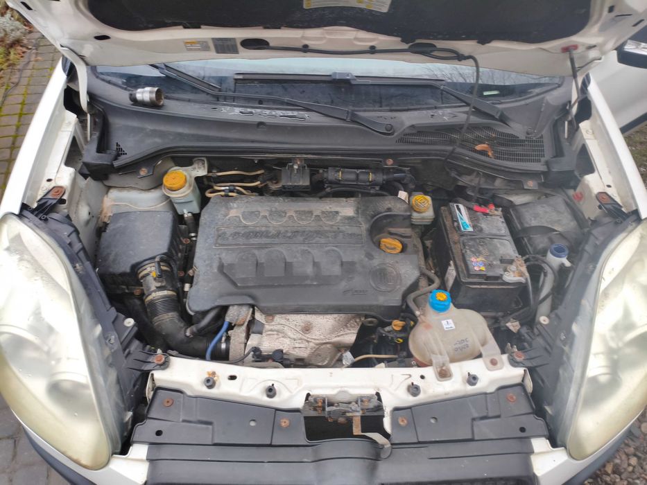 Silnik kompletny Fiat Doblo Combo Bravo Alfa 1.6 JTD 263A3000 multijet