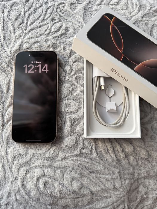iPhone 16 Pro Gold 128 GB | Idealny stan | Oryginalne pudełko