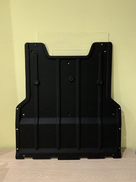 Audi Q3 8UПередній Захист Шумоізоляція Дна Двигуна