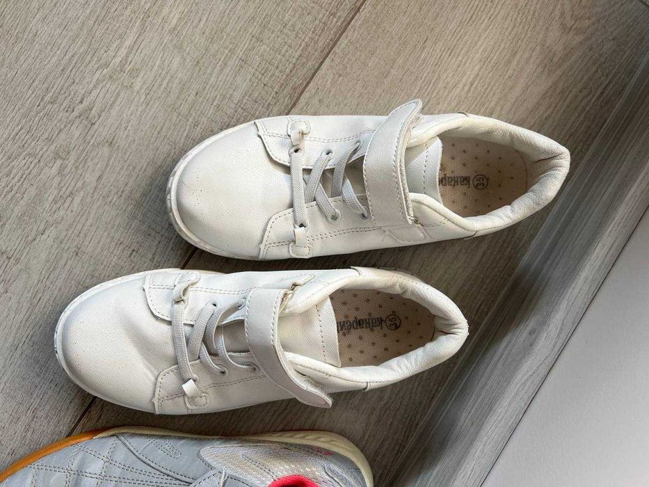 Шкіряні білі кросівки, Kappa 35розміру, H&M-34 розміру в гарному стані
