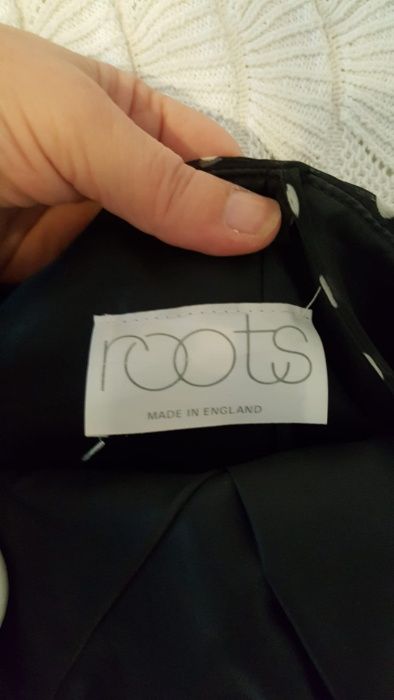 Vestido de festa branco e preto - Marca Roots