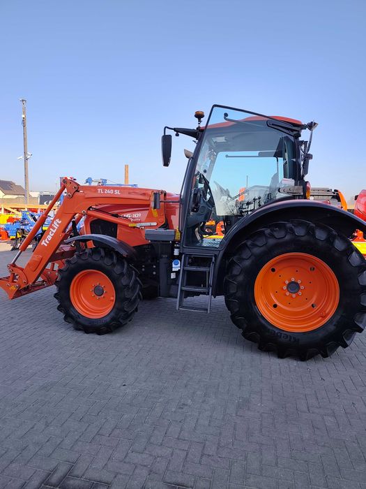 Ciągnik Kubota M6-101 US z ładowaczem  Trac-Lift