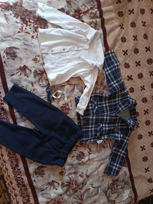 Продам костюм на 1 рік