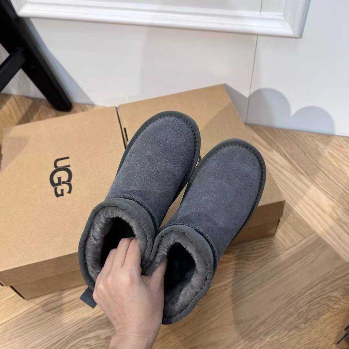 UGG Classic Mini Boots R.36