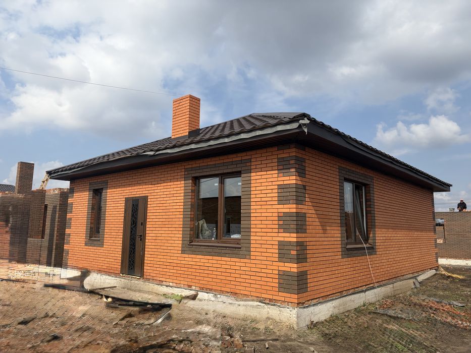 Будинок в місті від забудовника! Газ, світло, сертик, криниця, 4 сотки