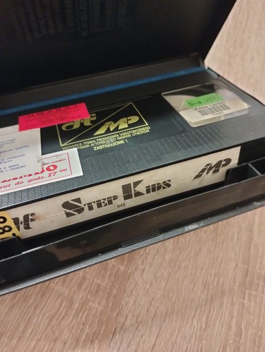Kaseta VHS Film Step kids
