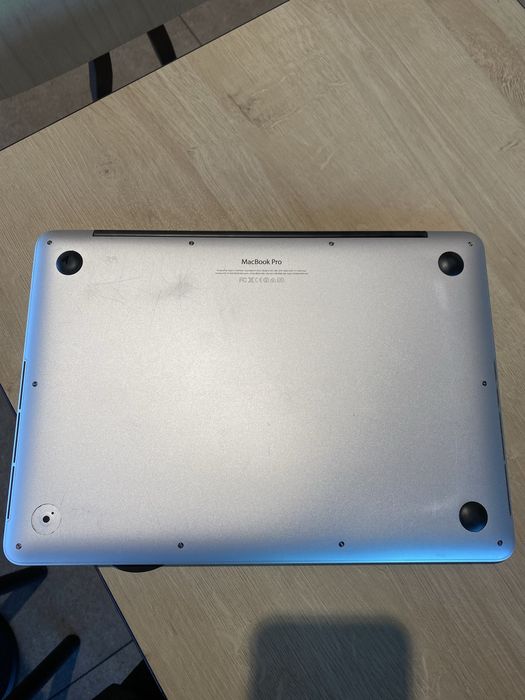 Macbook Pro 2015 SSD 500 гб. Косметичний стан