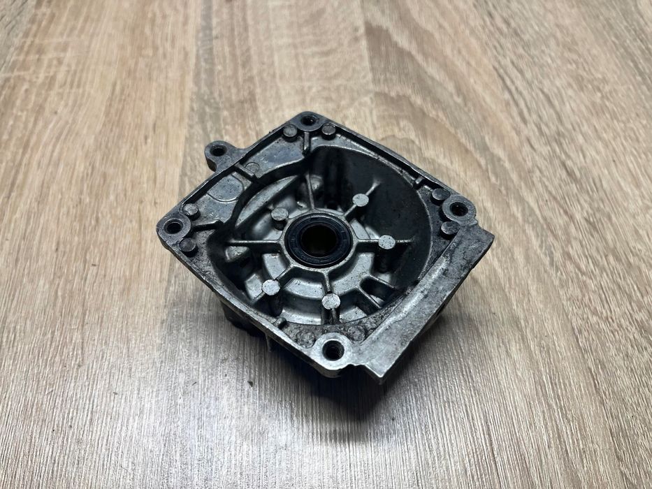Al-Ko Bc 250 Karter Obudowa Silnika Korpus
