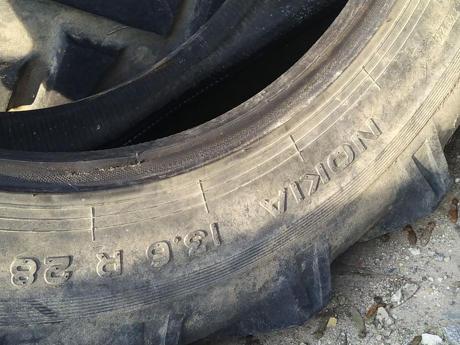 Opony 2 sztb 13.6 R28