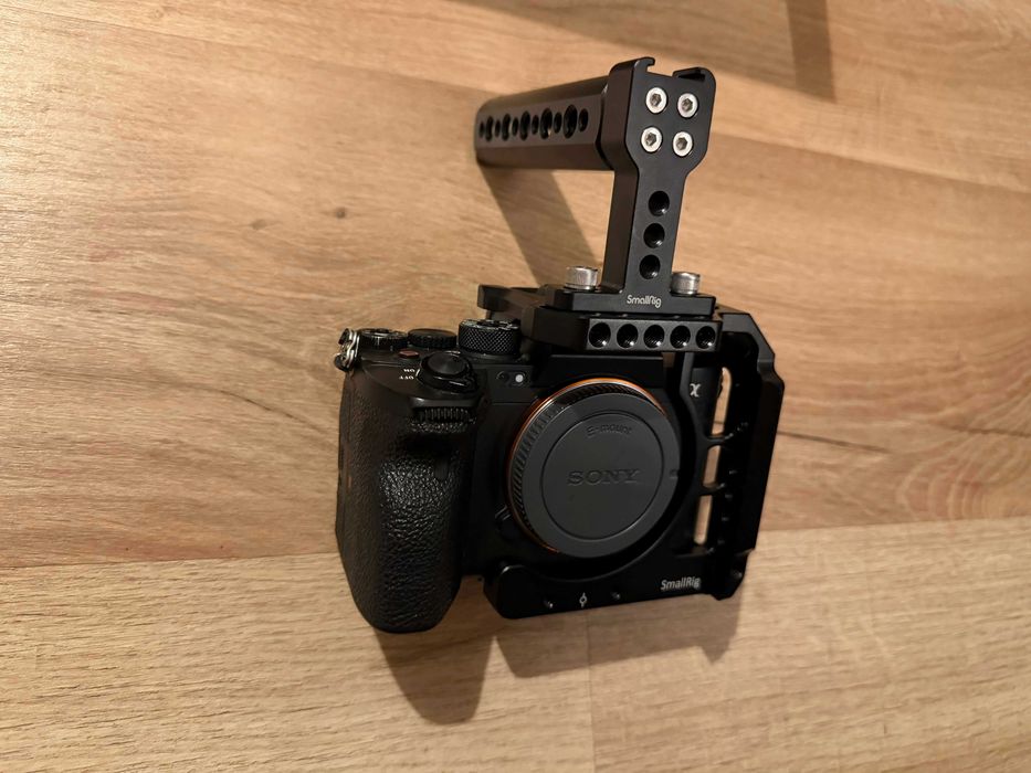 Câmara Sony Alpha A7S III, com acessórios