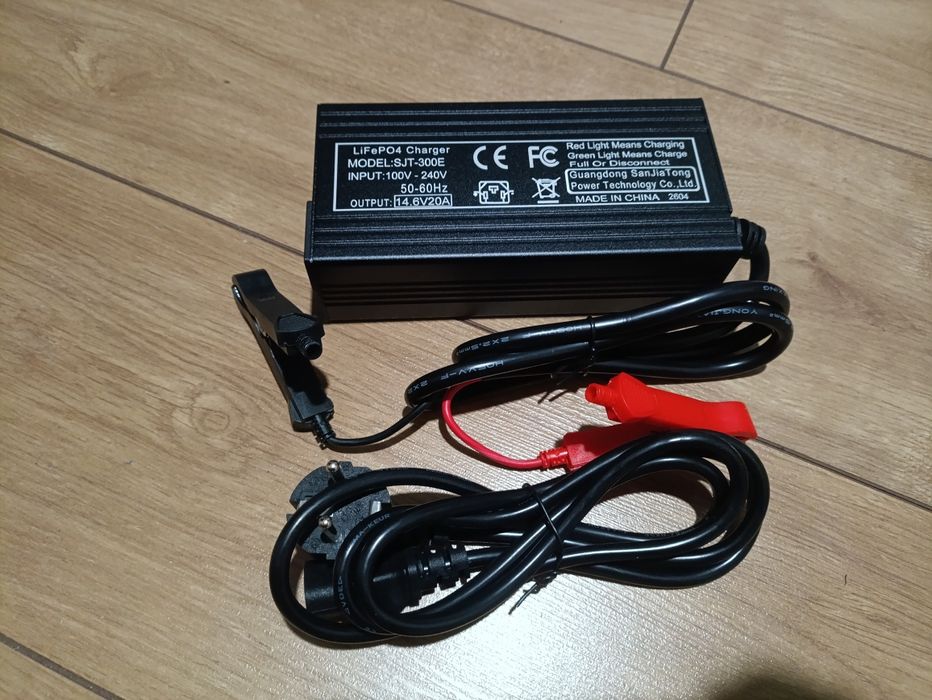 Зарядний пристрій 14.6V 20/60А для Lifepo4 BMS JK200A