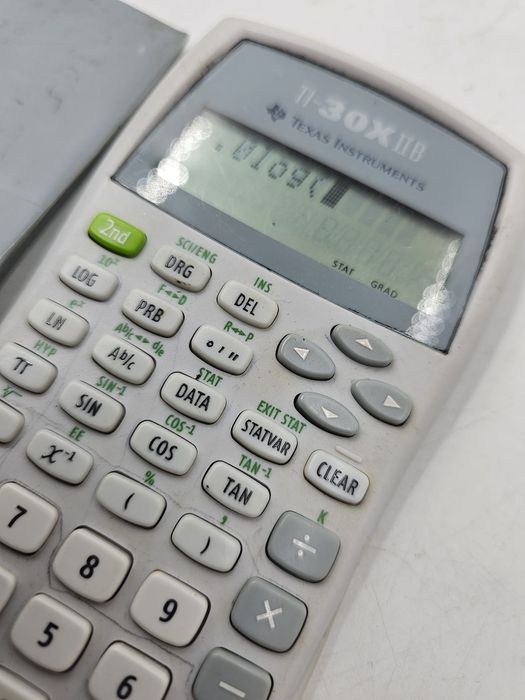 Kalkulator naukowy Texas Instruments TI-30XIIB