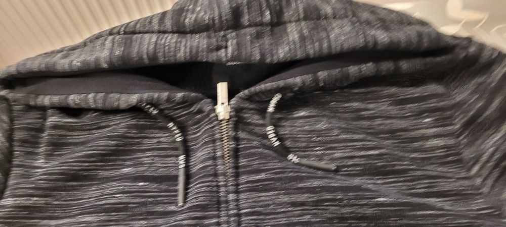 Bluza dresowa C&A Clockhouse młodzieżowa  XS