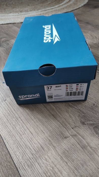 Trampki Sprandi  37, prawie nowe