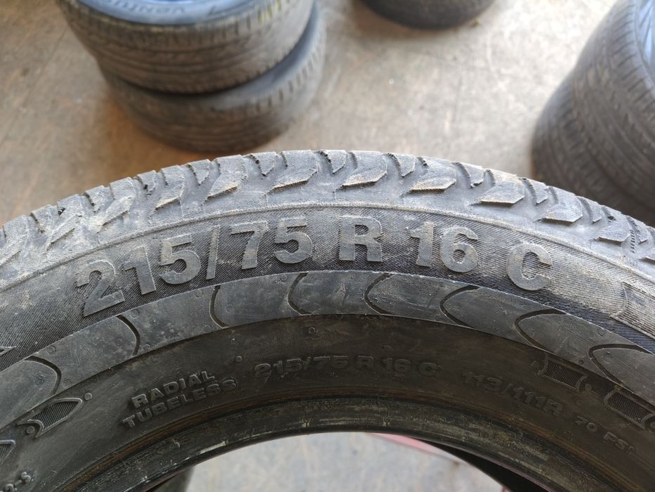 215/75R16C 113/111R Continental Vanco 2               L4/190C