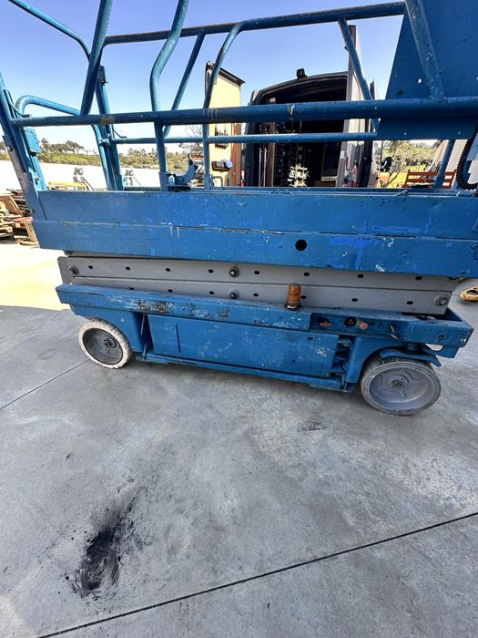 Plataforma elevatória Genie 2032